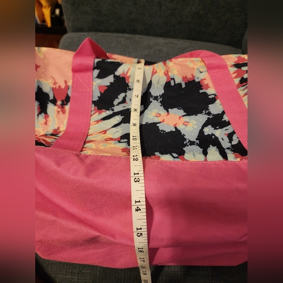 Pink and Black Floral Duffel Travel Bag - Picture 9 of 9